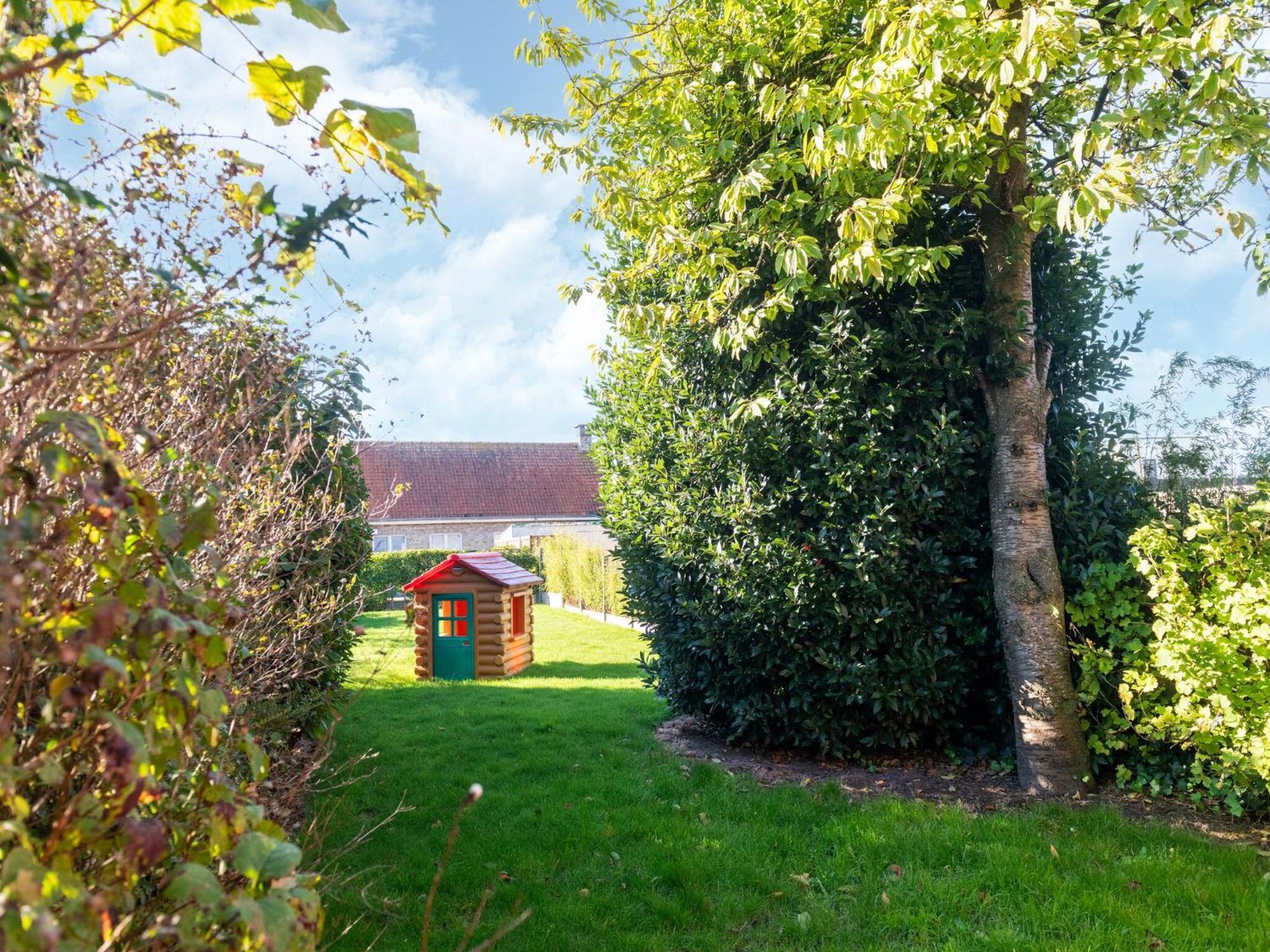 Spacious Holiday Home With Garden Nieuwpoort Exterior foto